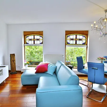 Luxury Vii Royal Blue Apartment Delft